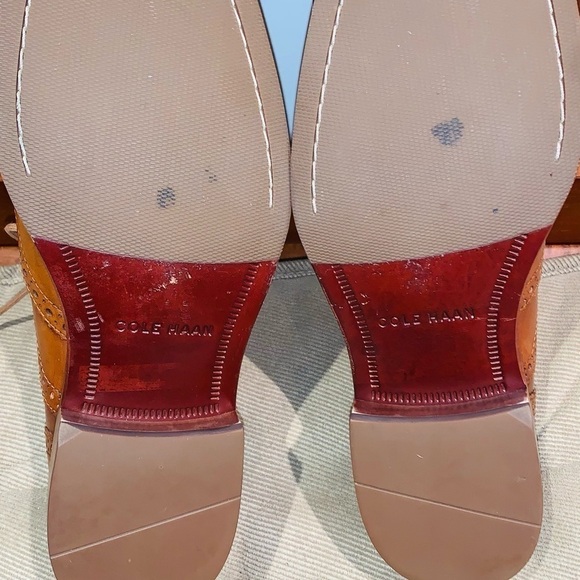 Cole Haan British Tan Wing Tip Oxfords. - Picture 7 of 15